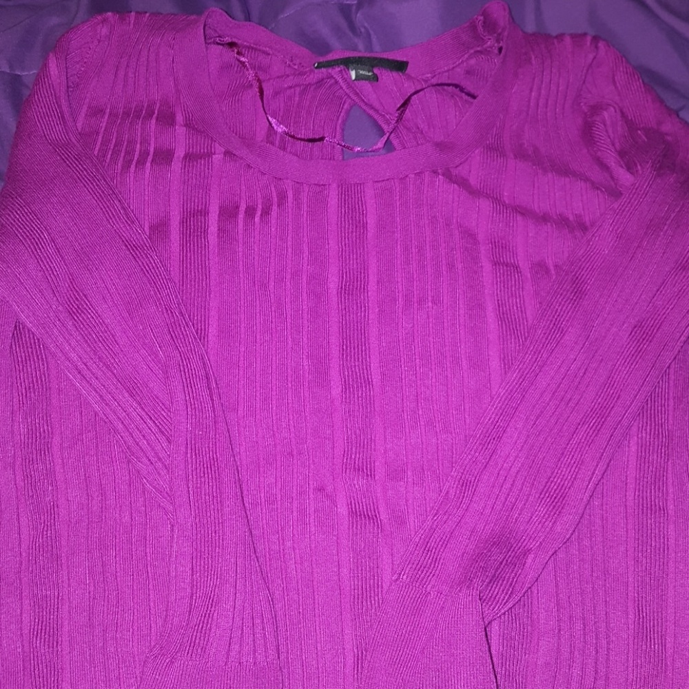 Women's Plum colored sweater